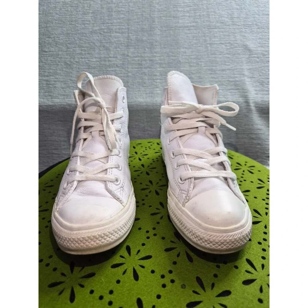 Converse Chuck Taylor All Star High Unisex US M4/W6 Shoes White Leather Sneakers - Picture 2 of 8